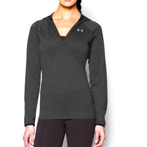 Under Armour Medium light weight hooded pullover